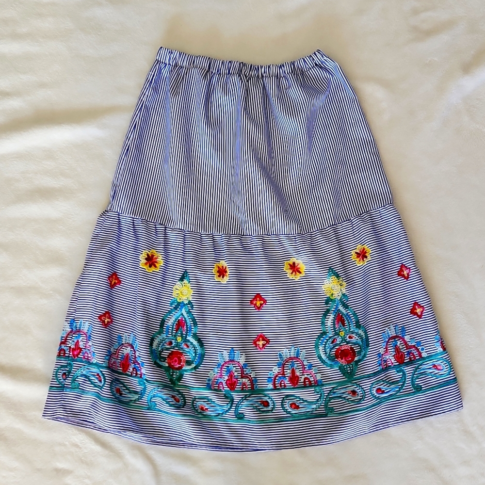 Skirt with embroidery stripped blue and white
